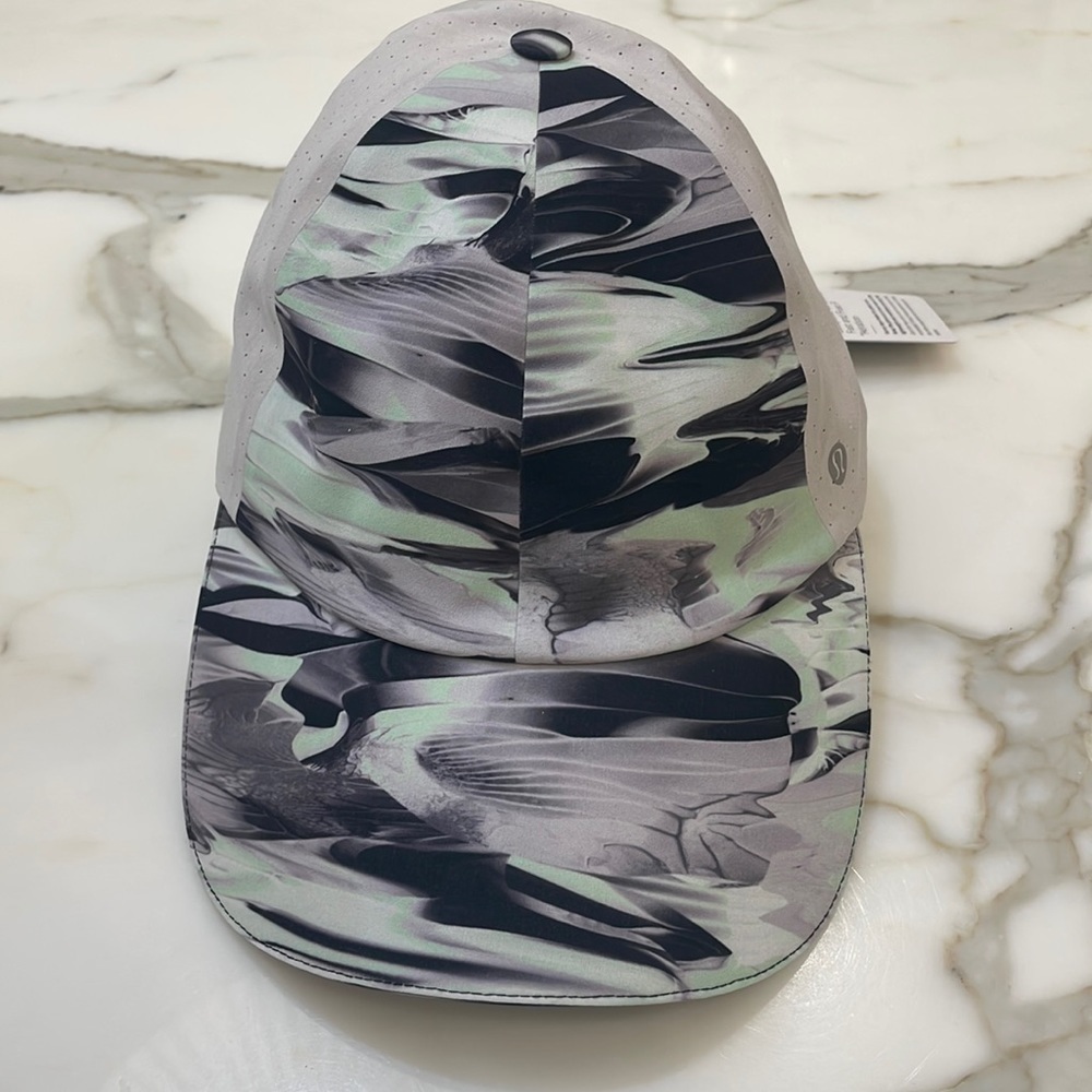 Lululemon Fast And Free Run Hat—Great Colors & Style—New With Tags—One Size